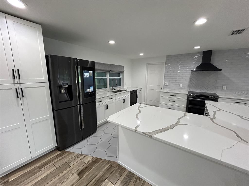 Interior, Kitchen, Recessed Lighting, Wood Texture Flooring