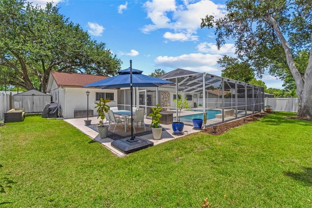 Backyard, Exterior