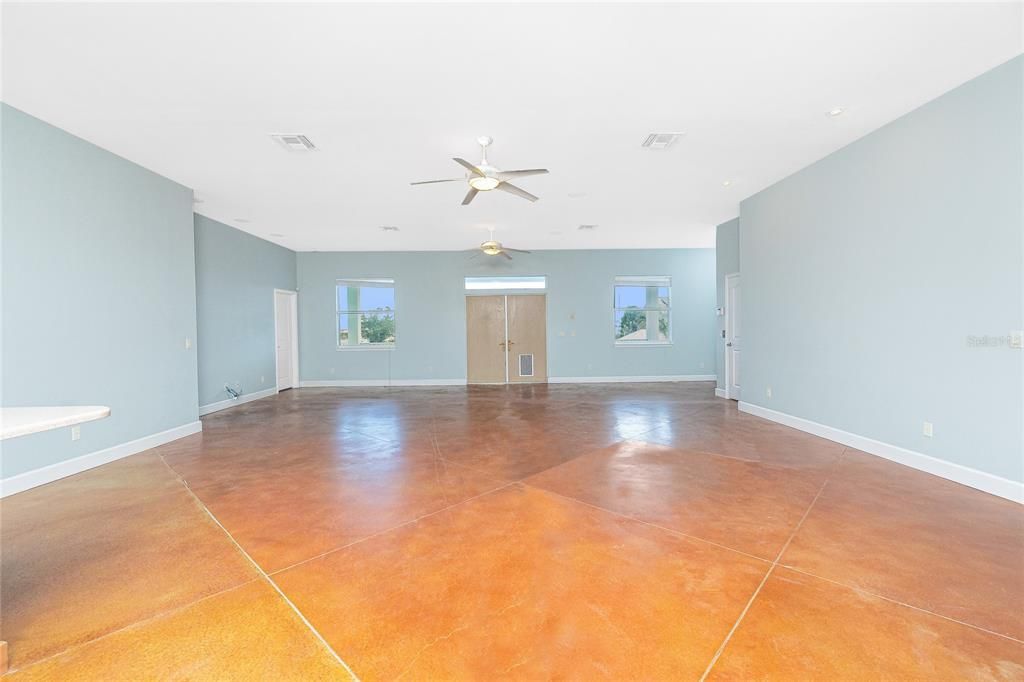 Empty room, Interior, Recessed Lighting