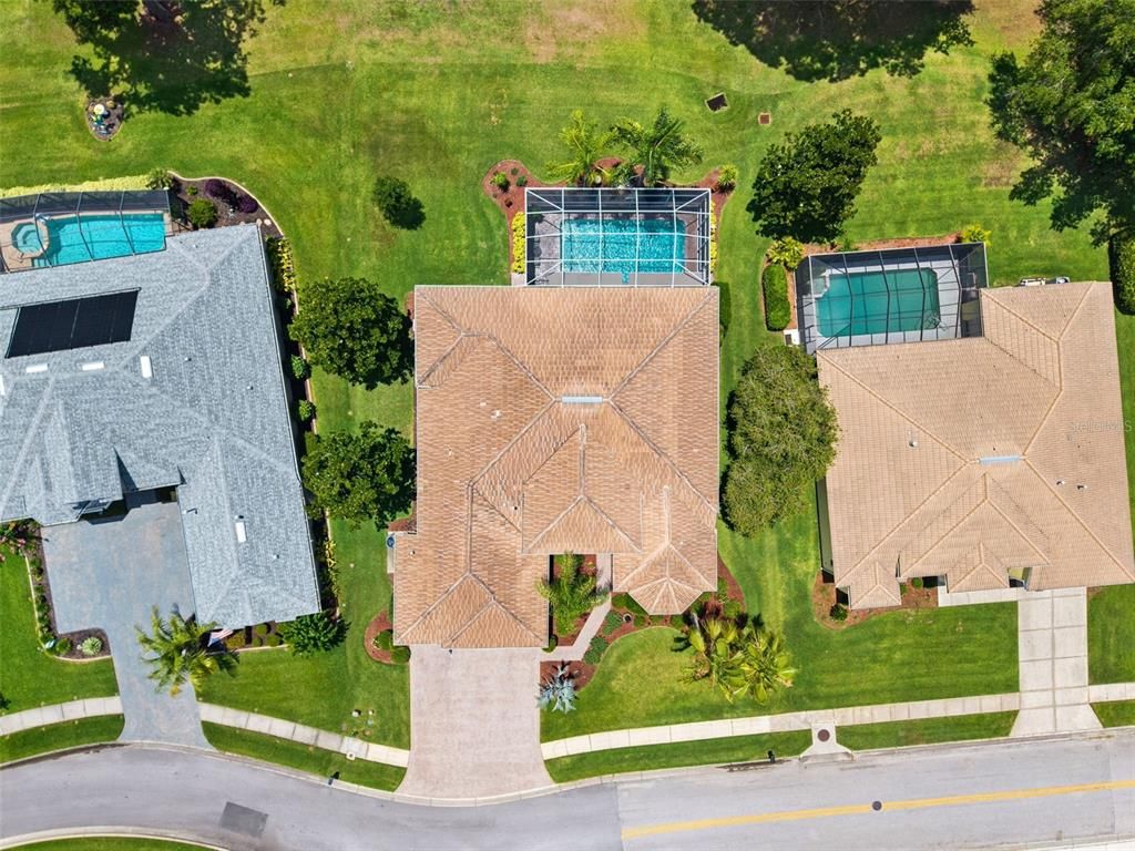 Exterior, Drone