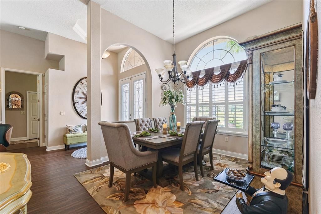 Chandelier, Dining room, Interior, Pendant Lights, Wood Texture Flooring
