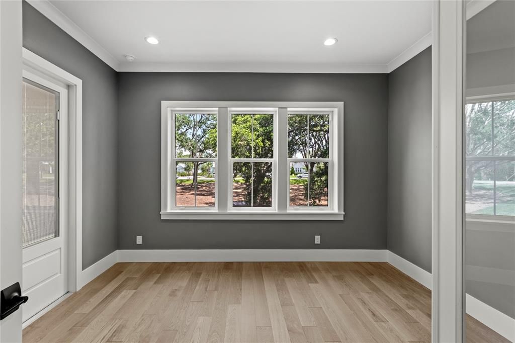 Empty room, Interior, Recessed Lighting, Wood Texture Flooring