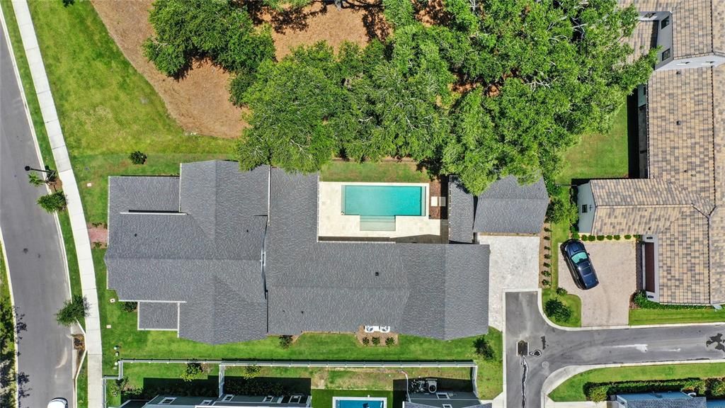 Exterior, Drone