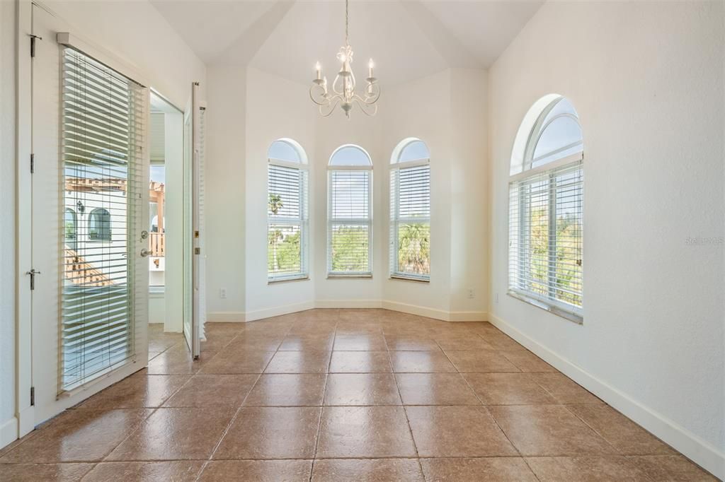Chandelier, Empty room, Interior