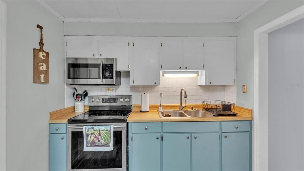 Interior, Kitchen, Stainless Steel Appliances