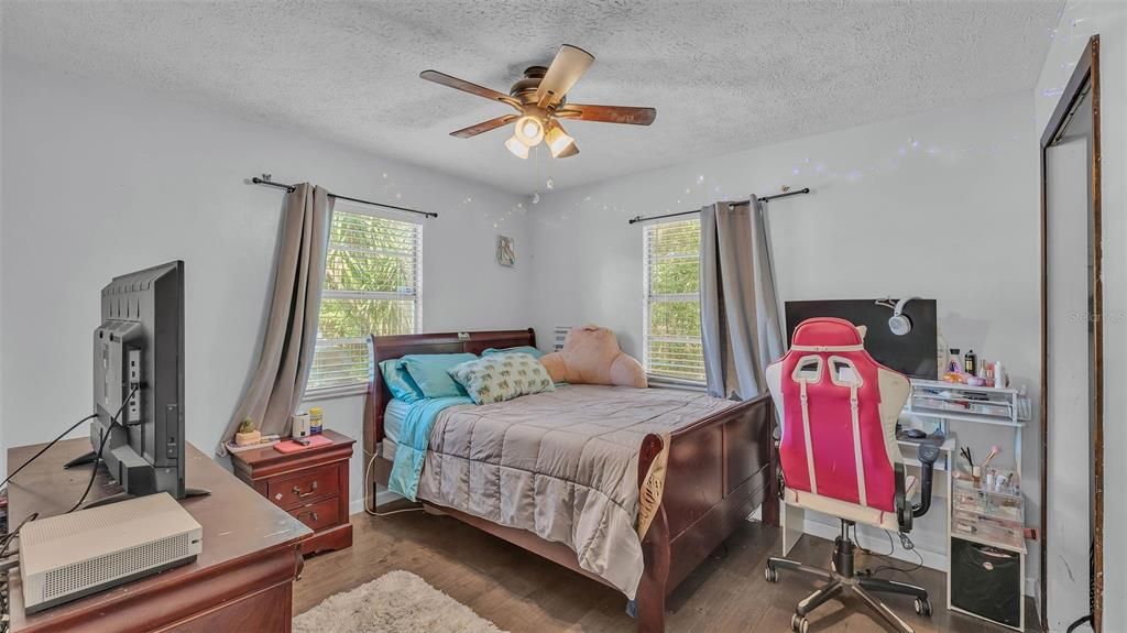 Bedroom, Home Office, Interior, Wood Texture Flooring