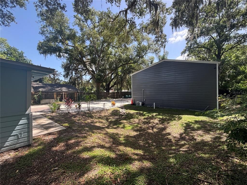 Backyard, Exterior