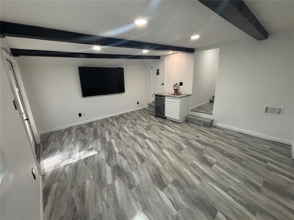 Interior, Recessed Lighting, Wood Texture Flooring