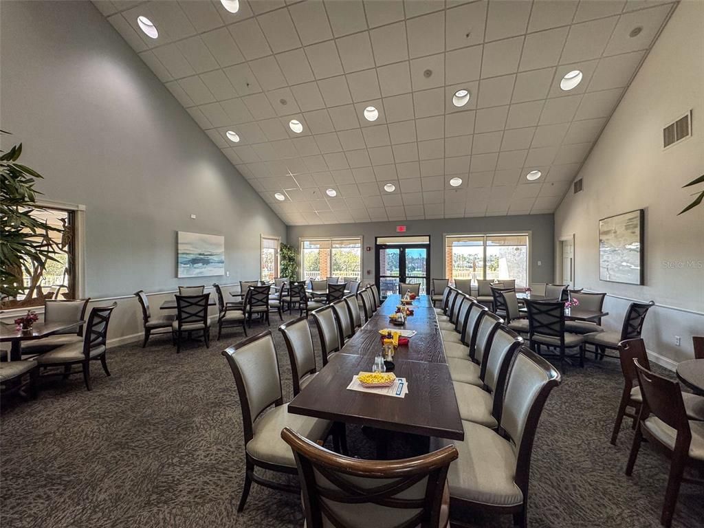 Dining room, Interior, Recessed Lighting