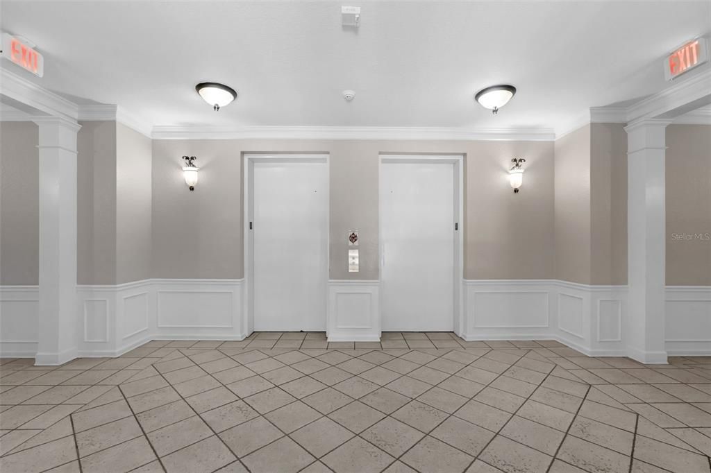 Elevator, Empty room, Interior