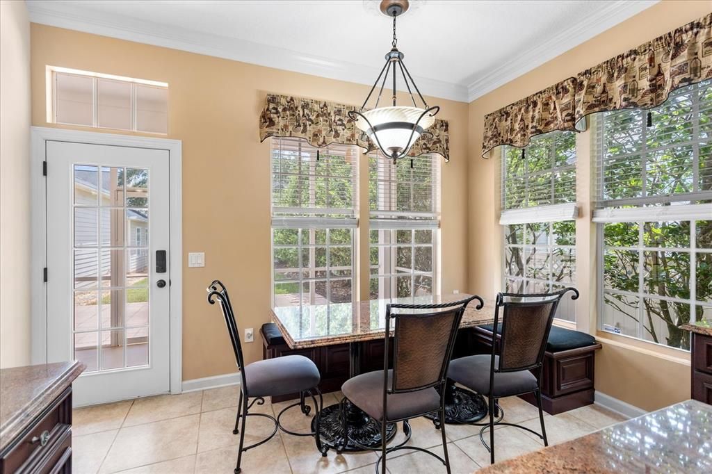 Dining room, Interior, Pendant Lights