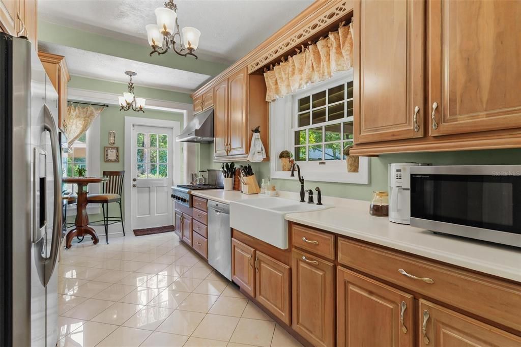 Chandelier, Interior, Kitchen, Stainless Steel Appliances