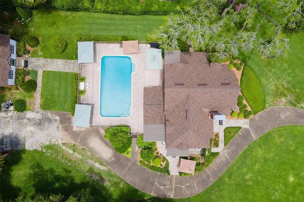 Exterior, Drone