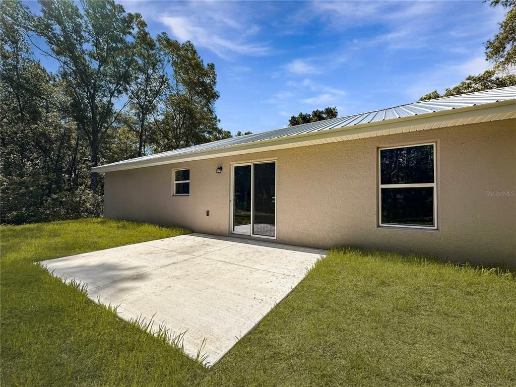 Backyard, Exterior
