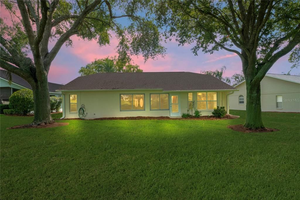 Backyard, Exterior, Facade, Ranch