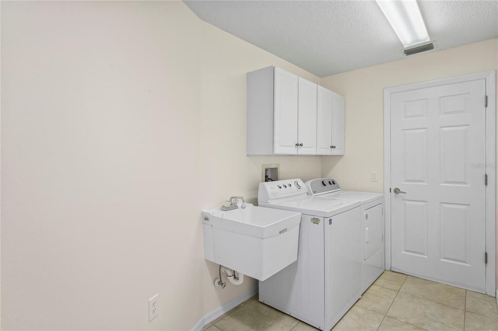 Interior, Washer