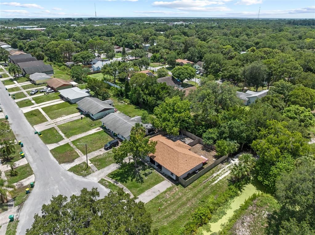 Exterior, Drone