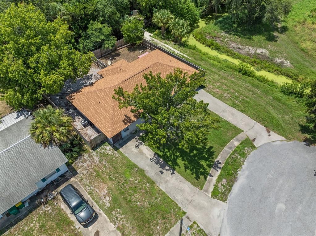 Exterior, Drone