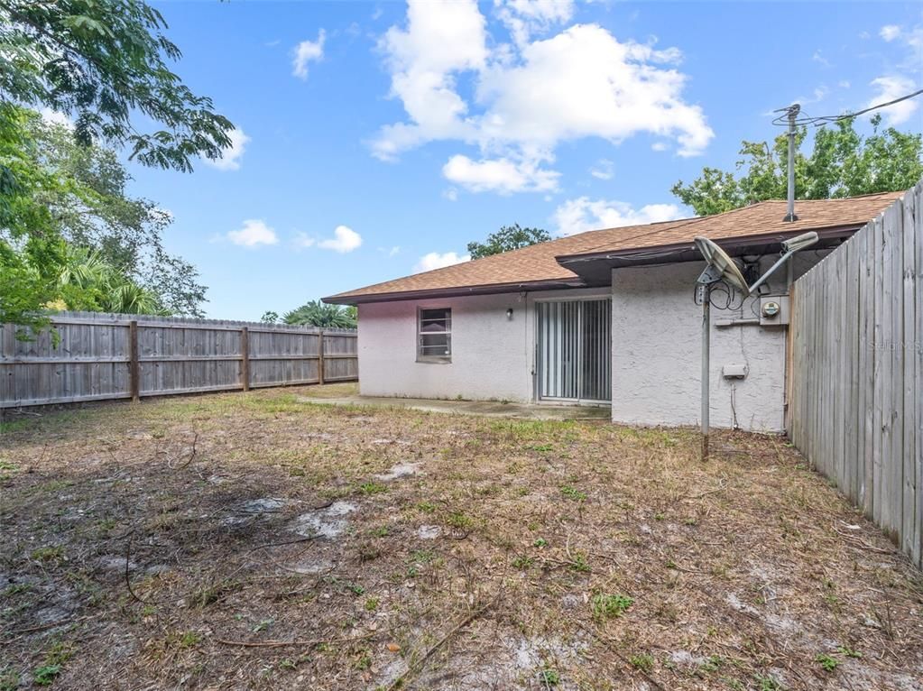 Backyard, Exterior