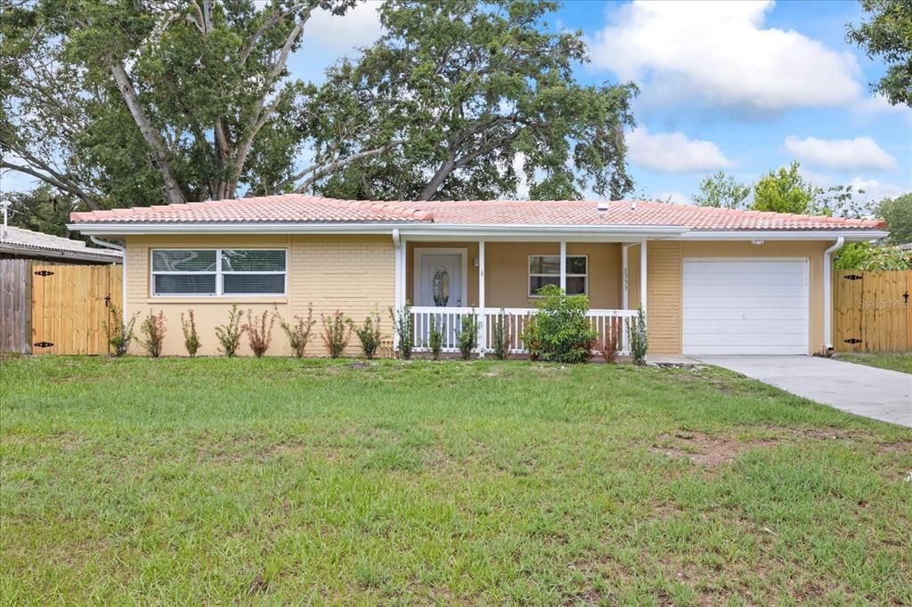 Attached, Backyard, Exterior, Facade, Ranch