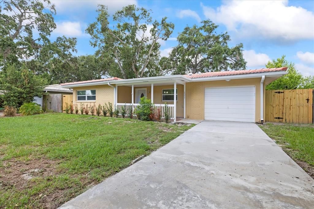 Attached, Backyard, Exterior, Facade, Ranch