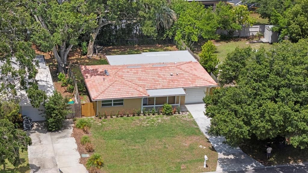Exterior, Drone