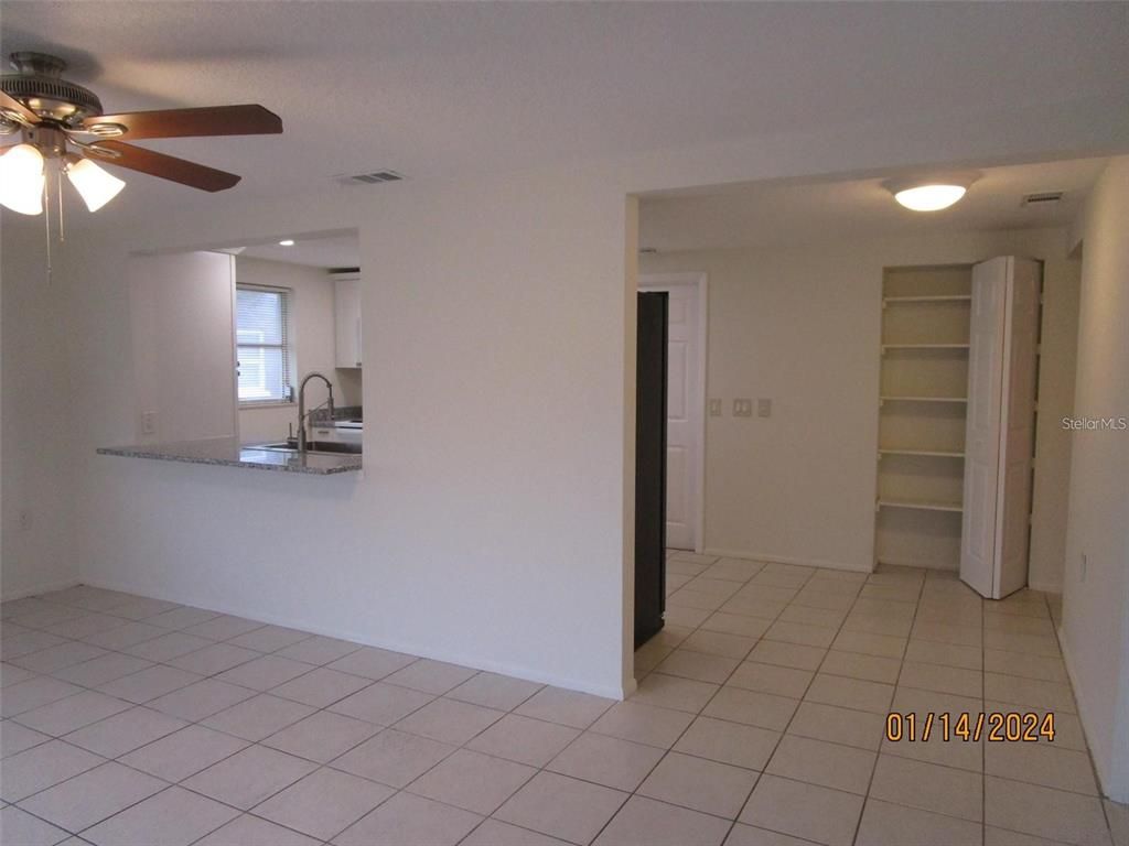 Empty room, Interior, Kitchen, Recessed Lighting