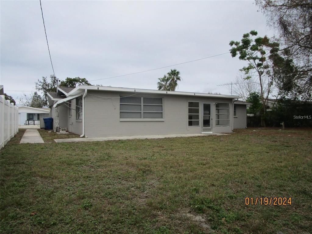 Backyard, Exterior
