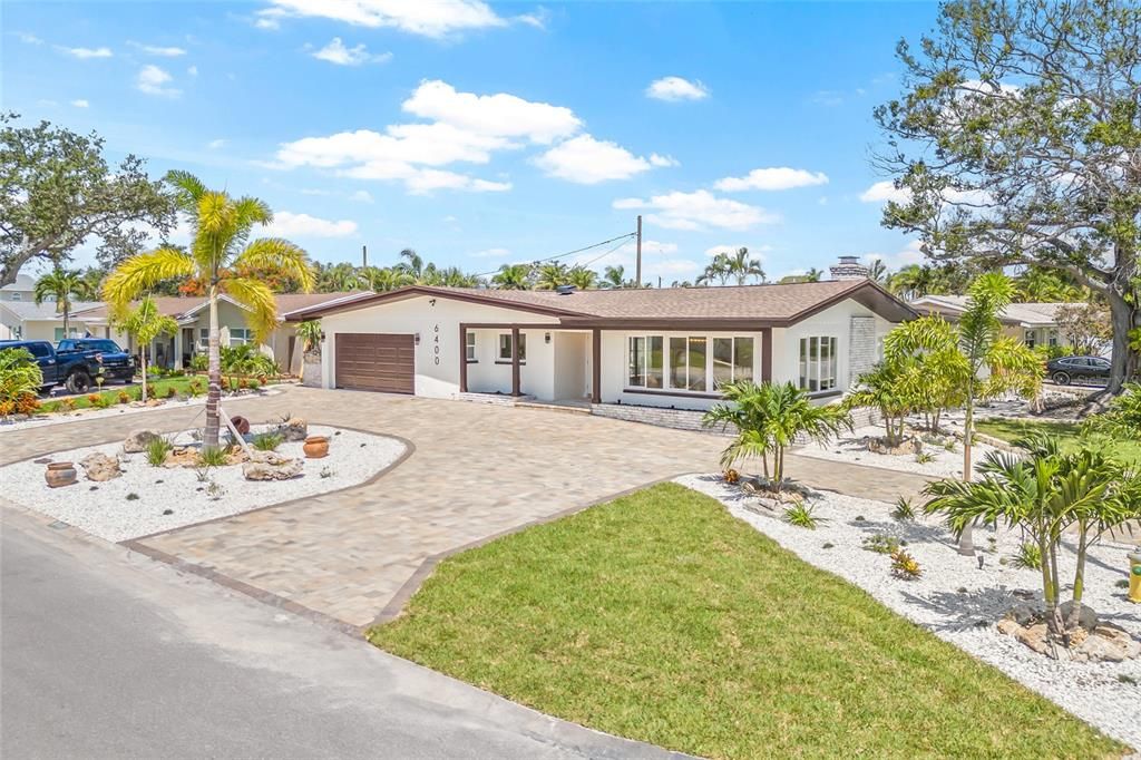 Attached, Backyard, Exterior, Facade, Ranch