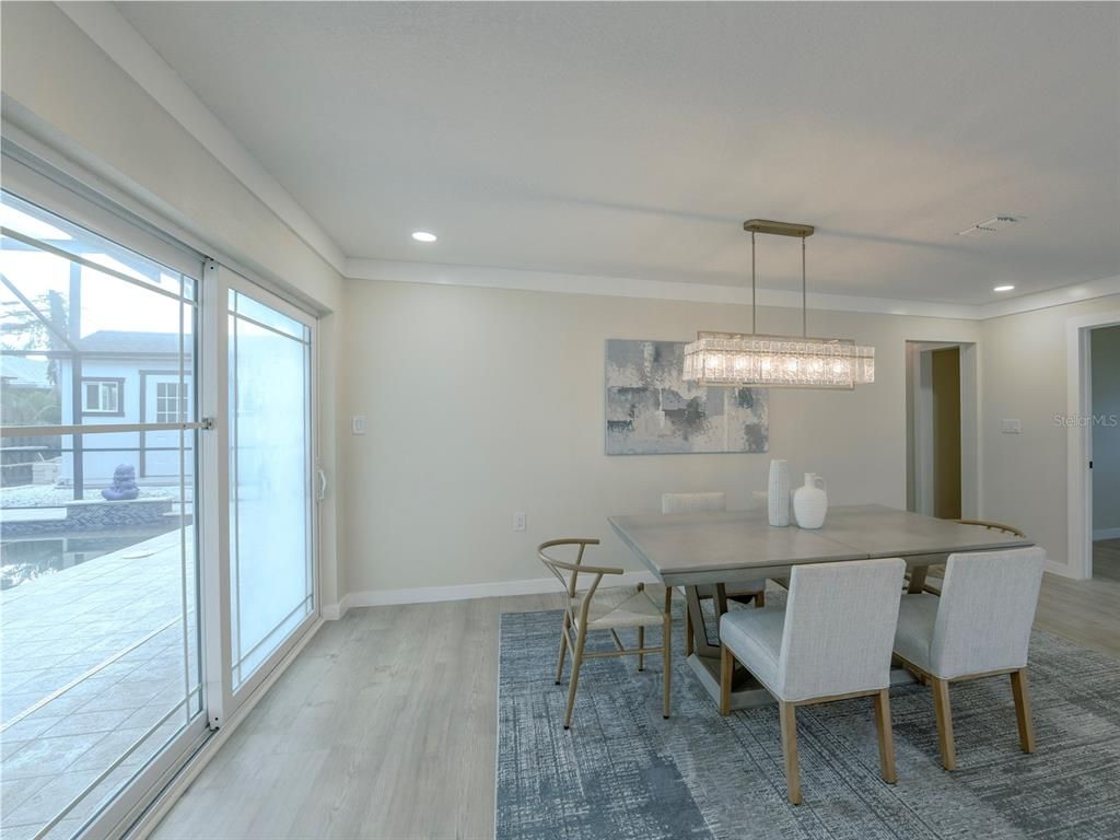 Chandelier, Dining room, Interior, Recessed Lighting, Wood Texture Flooring