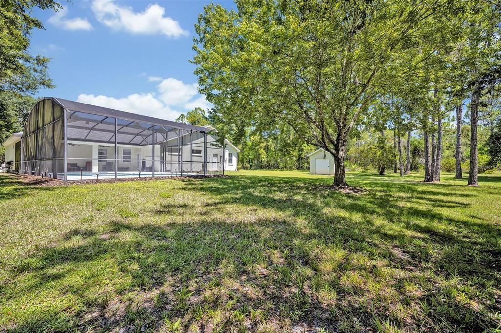 Backyard, Exterior