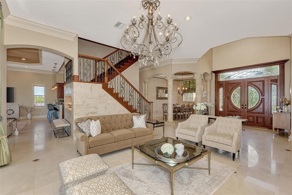 Chandelier, Dining room, Interior, Living room, Pendant Lights, Recessed Lighting