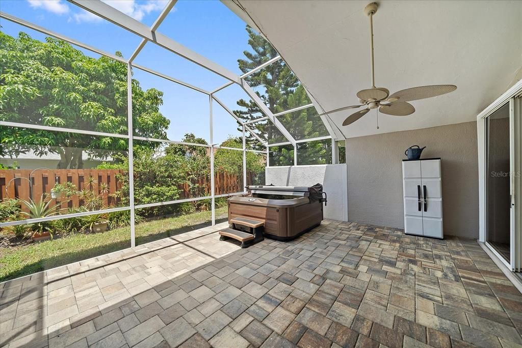 Glass Ceilings, Hot Tub, Interior, Sun Room