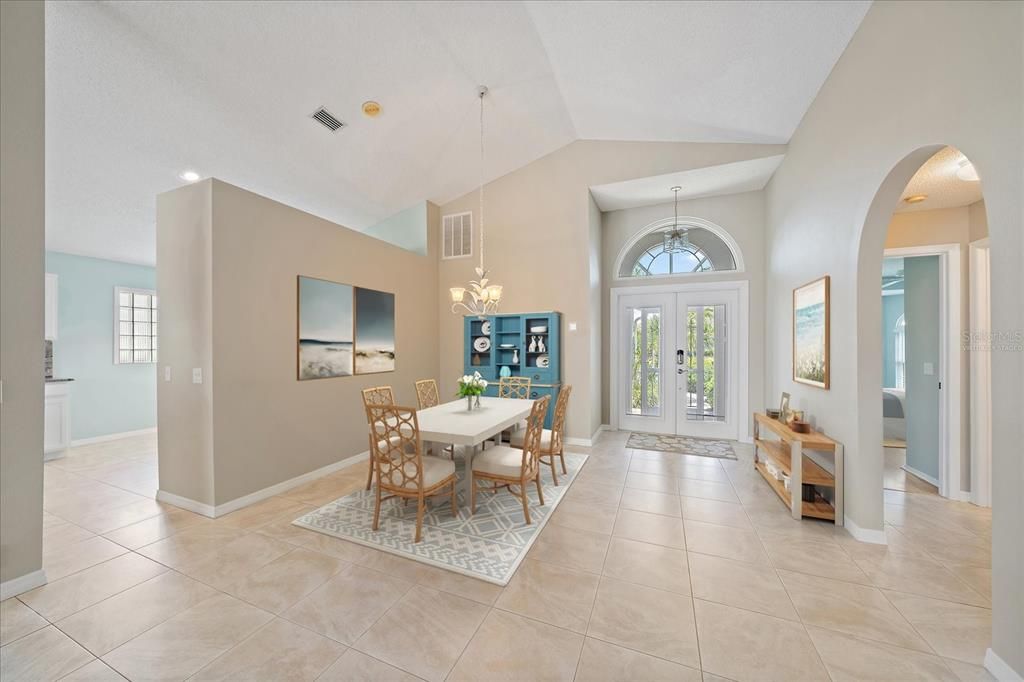 Dining room, Interior, Pendant Lights, Recessed Lighting
