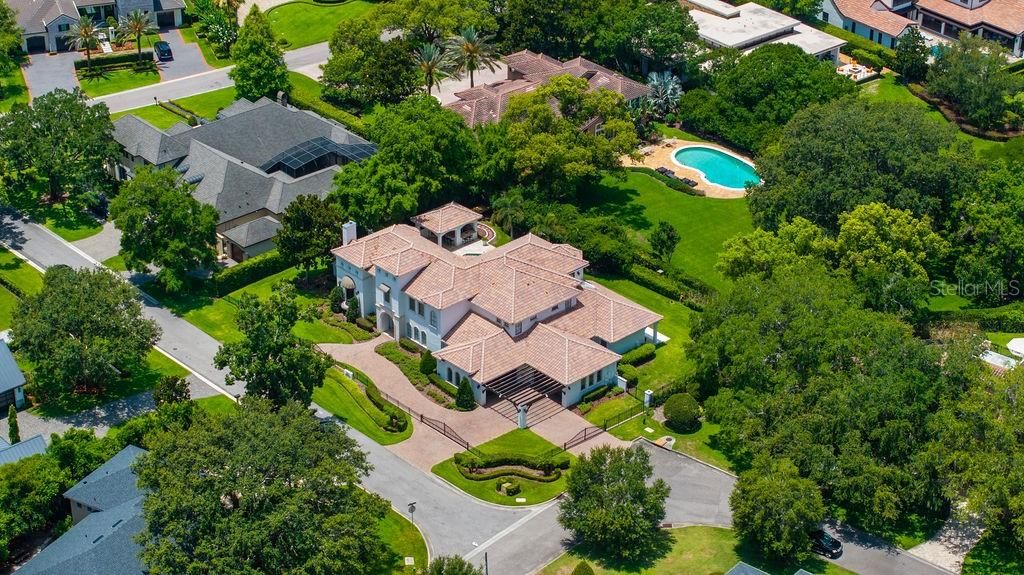 Exterior, Drone