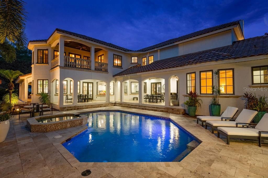 Exterior, Pool