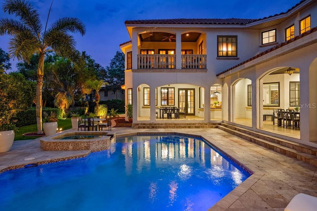 Exterior, Pool