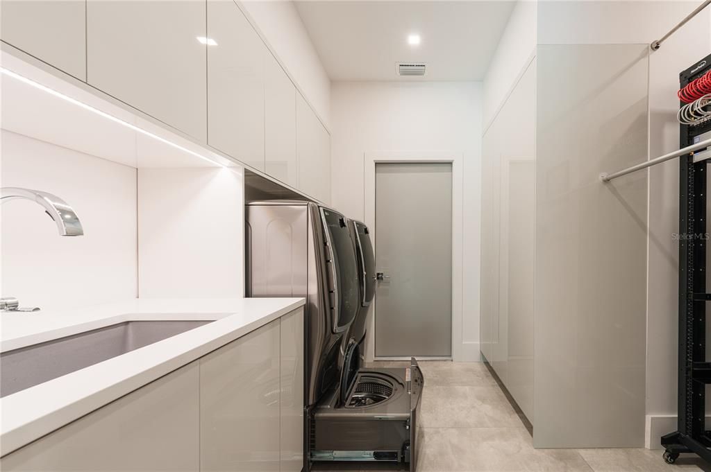 Interior, Recessed Lighting, Washer