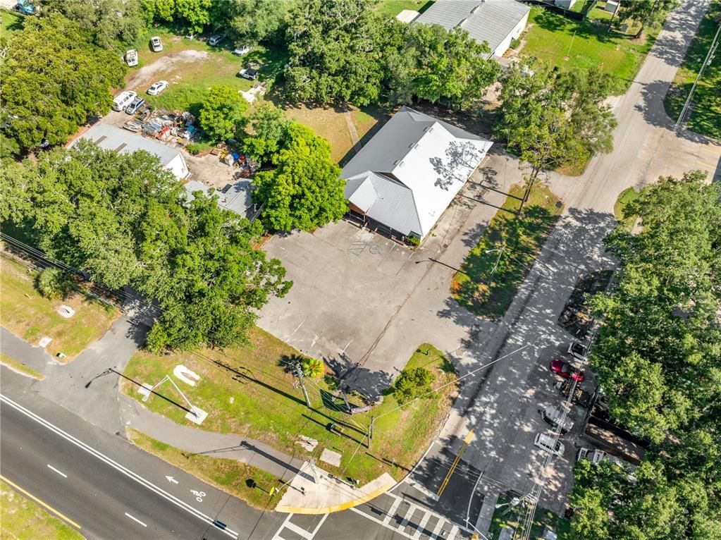 Exterior, Drone