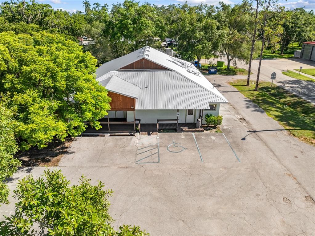 Exterior, Drone