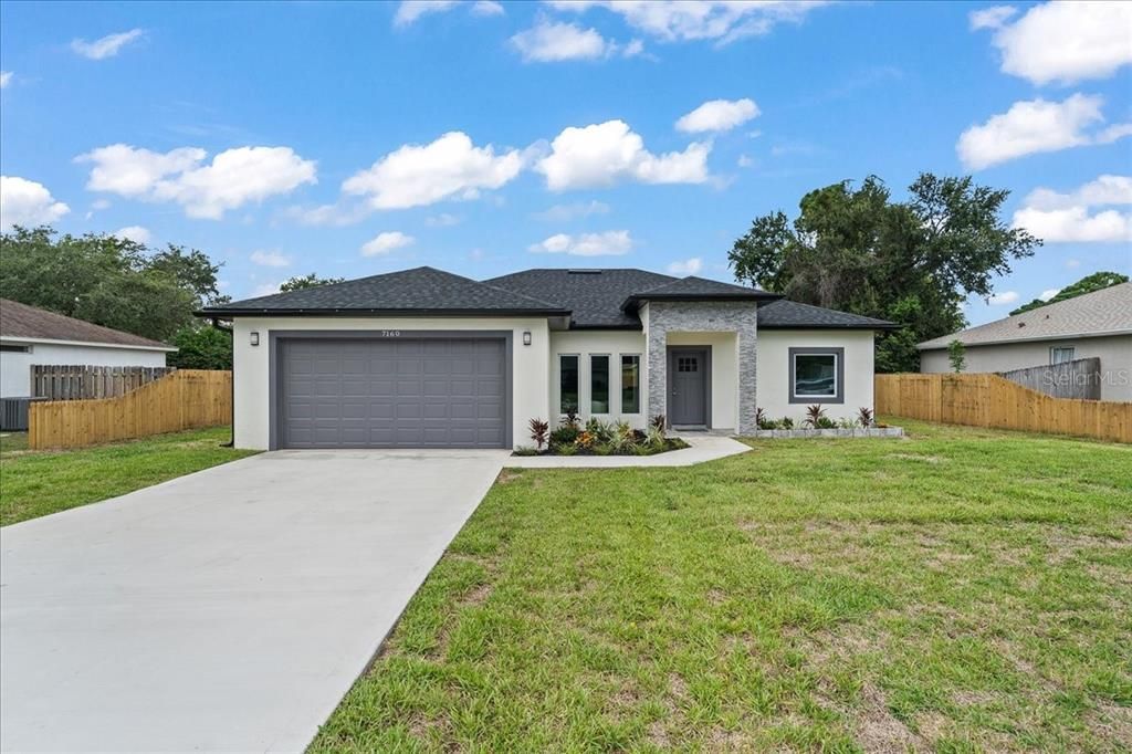 Attached, Backyard, Exterior, Facade, Ranch