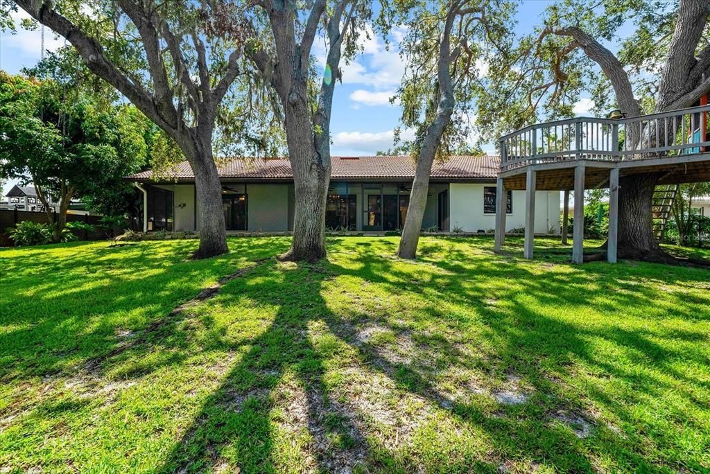 Backyard, Exterior