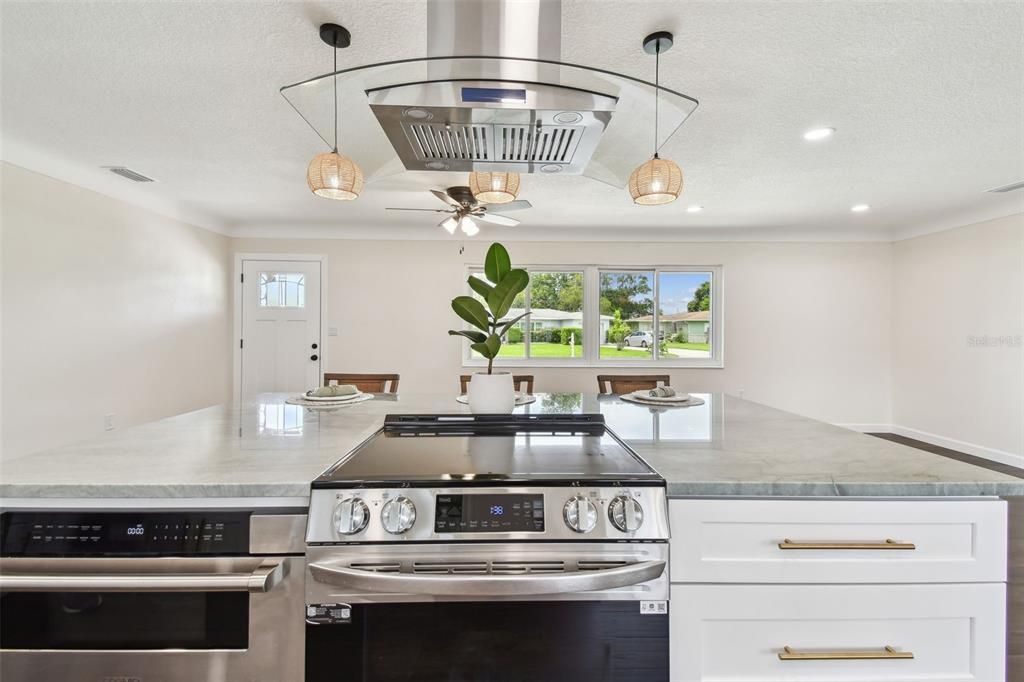 Interior, Kitchen, Pendant Lights, Recessed Lighting, Stainless Steel Appliances