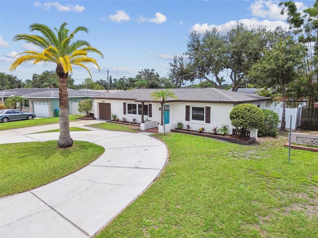 Attached, Backyard, Exterior, Facade, Ranch