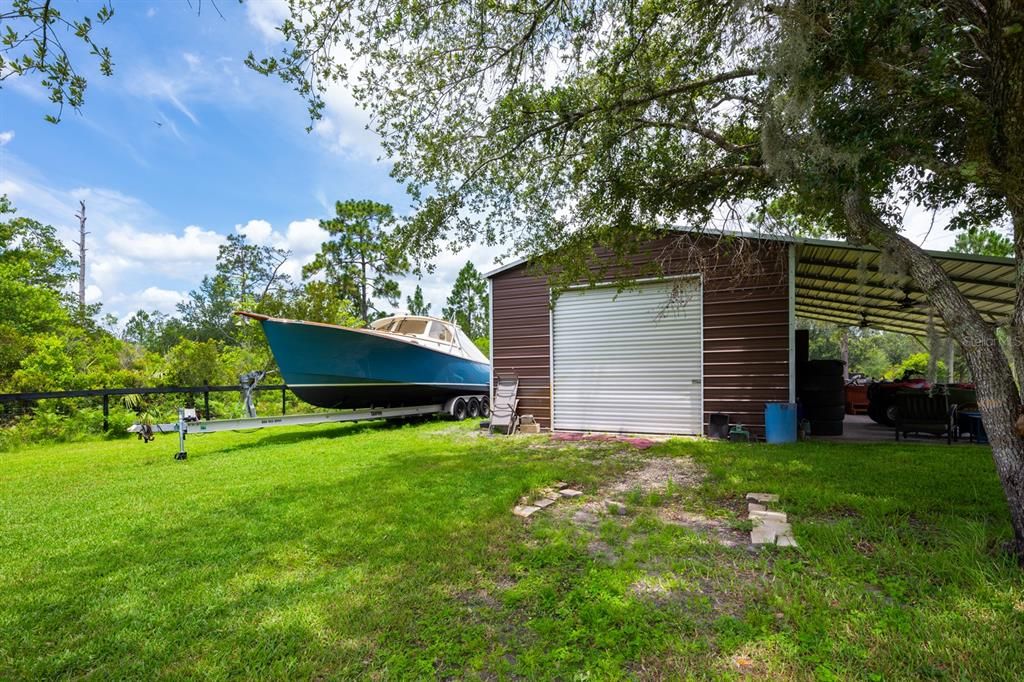 Backyard, Exterior