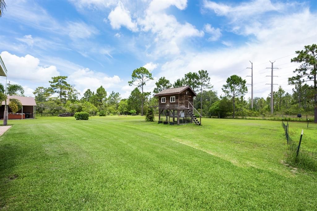 Backyard, Exterior
