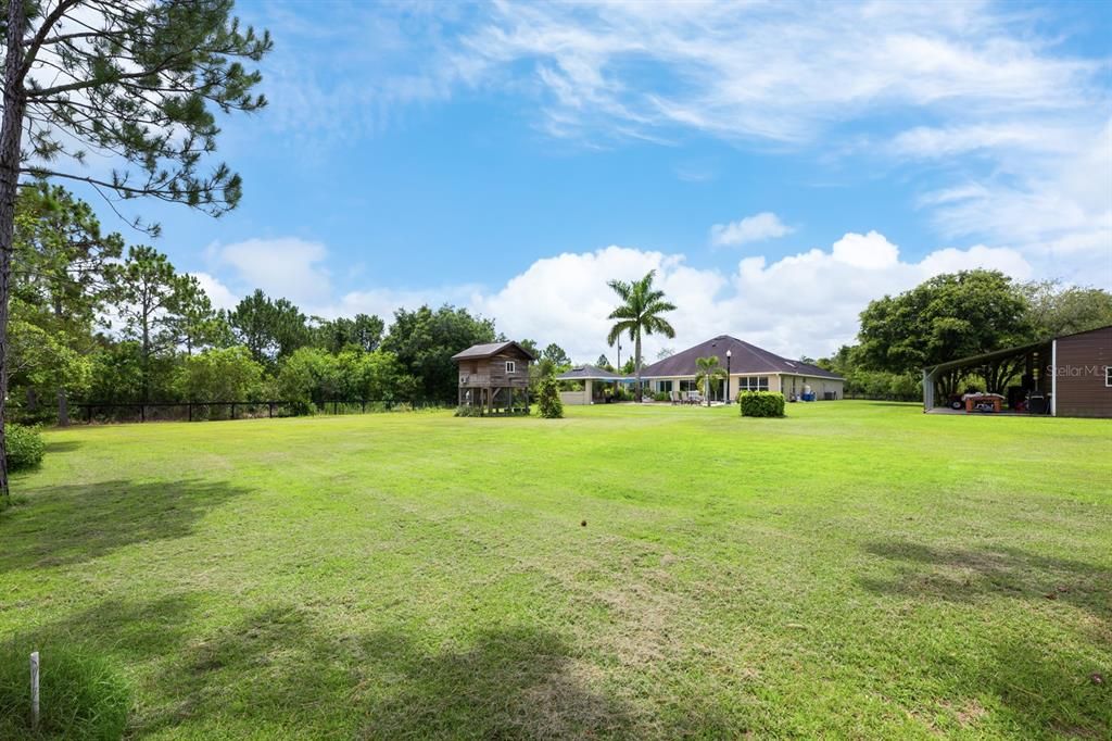 Backyard, Exterior