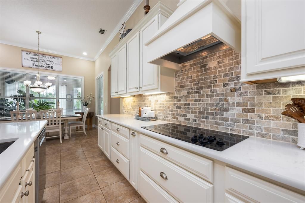 Dining room, Interior, Kitchen, Pendant Lights, Recessed Lighting, Stone Walls
