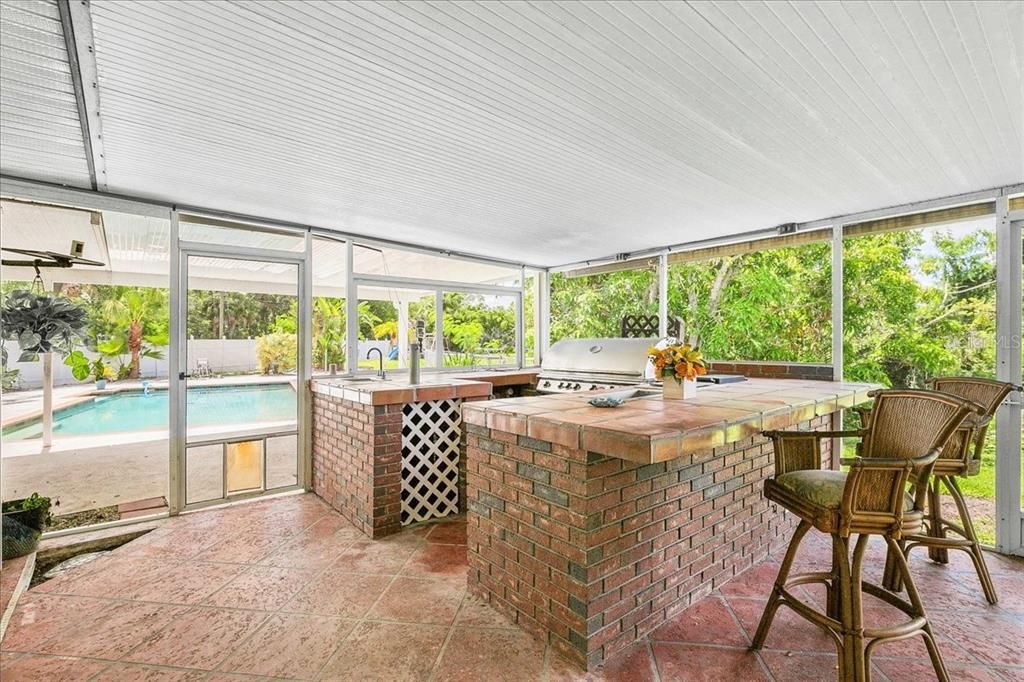 Interior, Pool, Sun Room