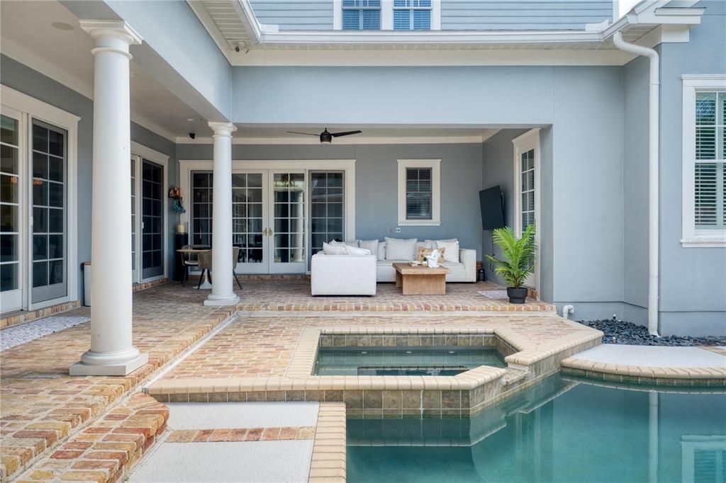 Exterior, Pool